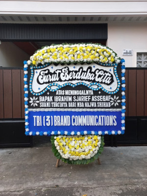 Papan Bunga Duka di Padangsari